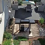 Maison *