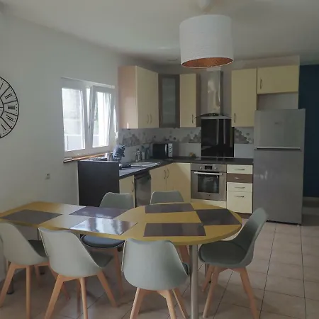 Maison Holiday home *