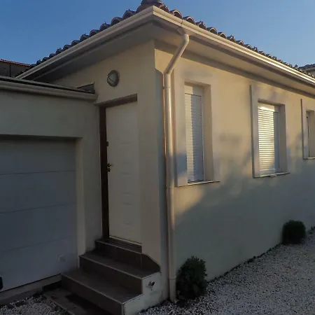 Maison *